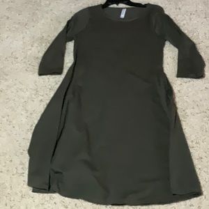 Olive green dress w/ pockets sizeM